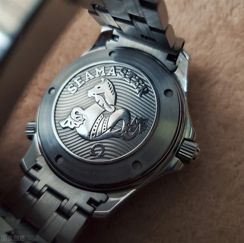 歐米茄的海馬300腕表在什么水平？為什么適合新手選擇-復(fù)刻表