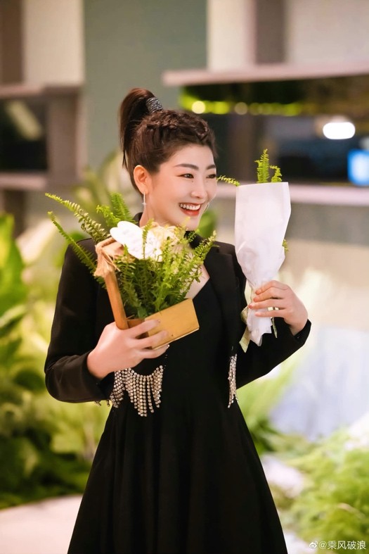 三十而悅,乘風(fēng)破浪的姐姐都戴什么表-復(fù)刻表