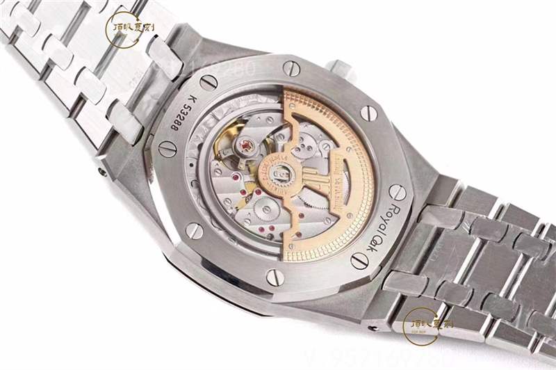 ZF廠愛彼15202皇家橡樹復(fù)刻表做工對比xf廠愛彼怎么樣-復(fù)刻表