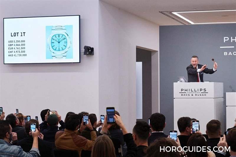 百達(dá)翡麗5711 Tiffany Blue，成交價(jià)臺(tái)幣1億8000萬(wàn)、港幣5000萬(wàn)-復(fù)刻表