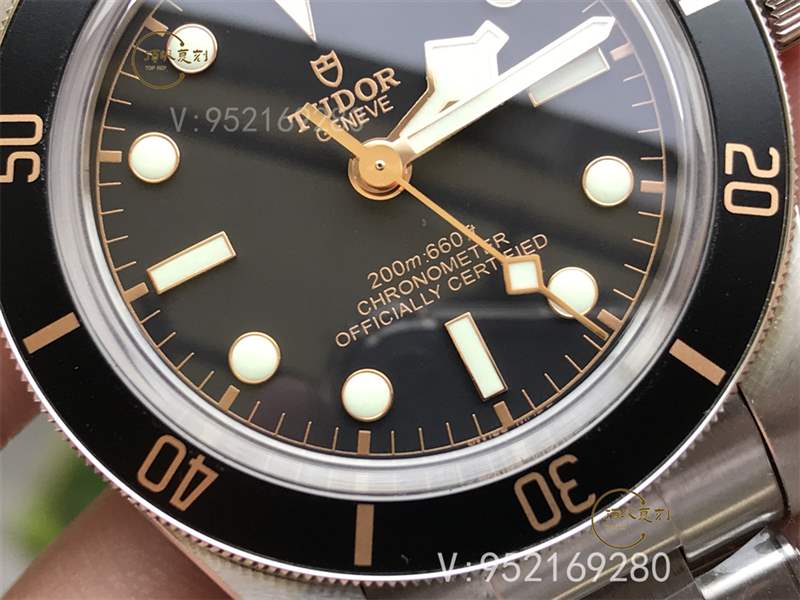 ZF廠帝舵碧灣M79030N腕表頂級復刻版本對比正品怎么樣-復刻表