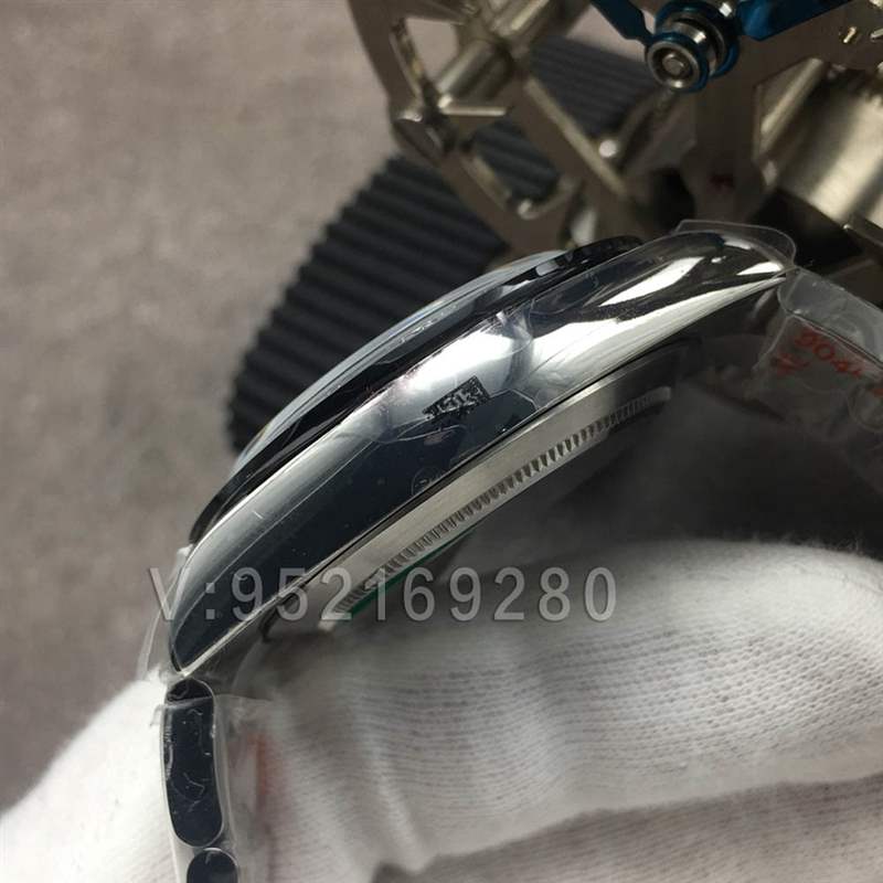 N廠迪通拿V3版「4130機(jī)芯」黑鋼迪116500LN陶瓷圈黑面表盤-復(fù)刻表