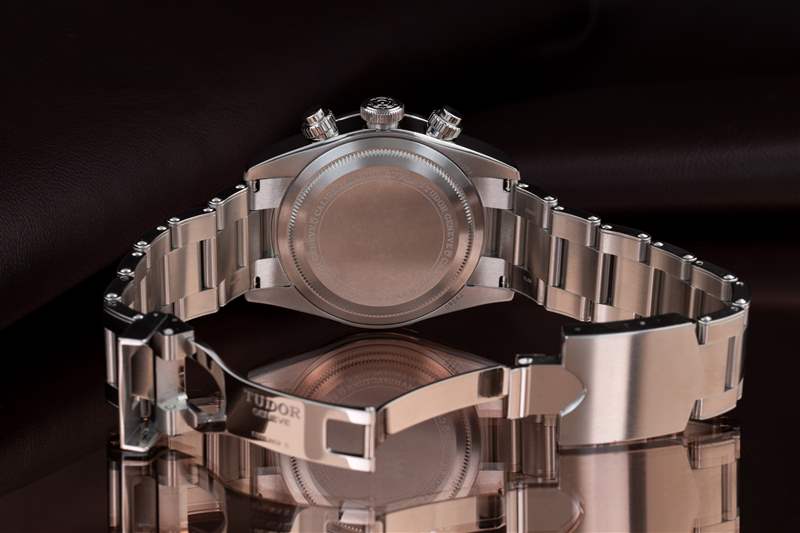 動手實踐：帝舵黑灣計時腕表大踏步前進(jìn)-復(fù)刻表