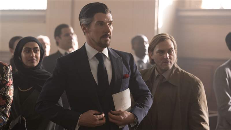 奇異博士手表藏彩蛋？班奈迪克康柏拜區(qū)穿梭「多重宇宙」的幸運(yùn)物來自它！-復(fù)刻表