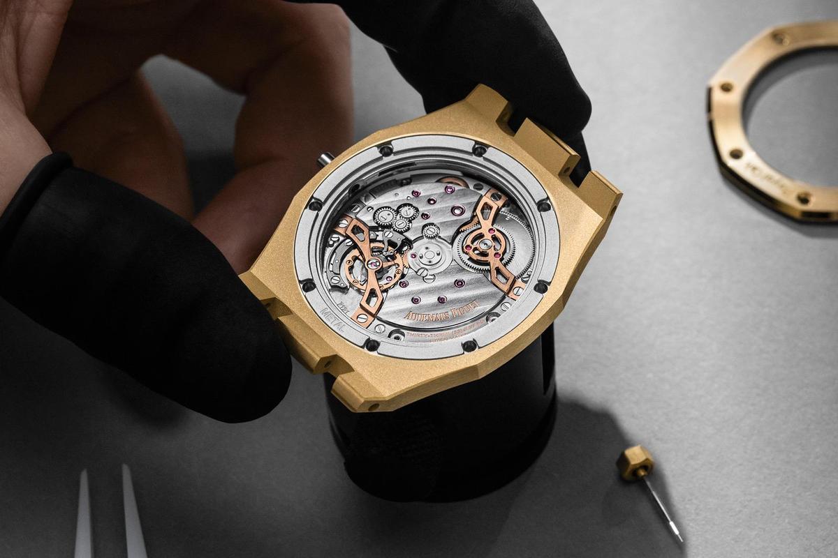 經(jīng)典不變之下的工藝升華！AP愛彼皇家橡樹全新型號Ref.16202-復(fù)刻表