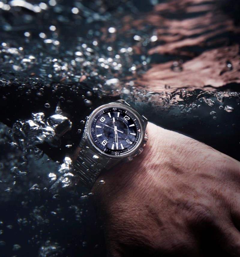 班奈迪克康柏拜區戴積家拍大片！「奇異博士」受訪點名「索爾、鋼鐵人」私品味-復刻表