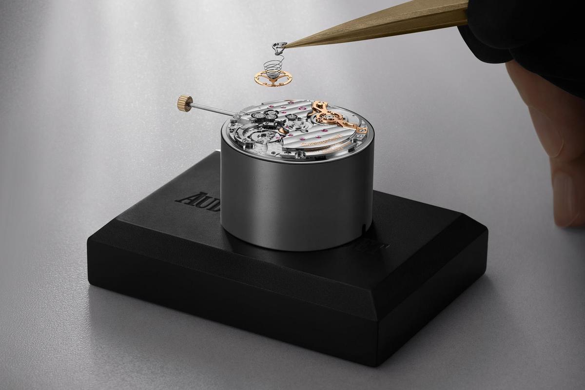 經(jīng)典不變之下的工藝升華！AP愛彼皇家橡樹全新型號Ref.16202-復(fù)刻表