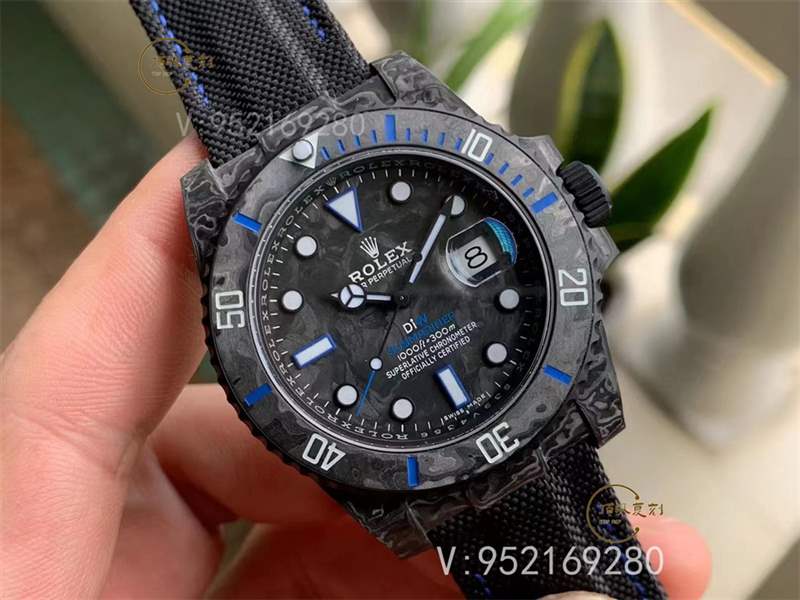 復(fù)刻表佩戴在日常生活中需要注意什么問(wèn)題呢-復(fù)刻表