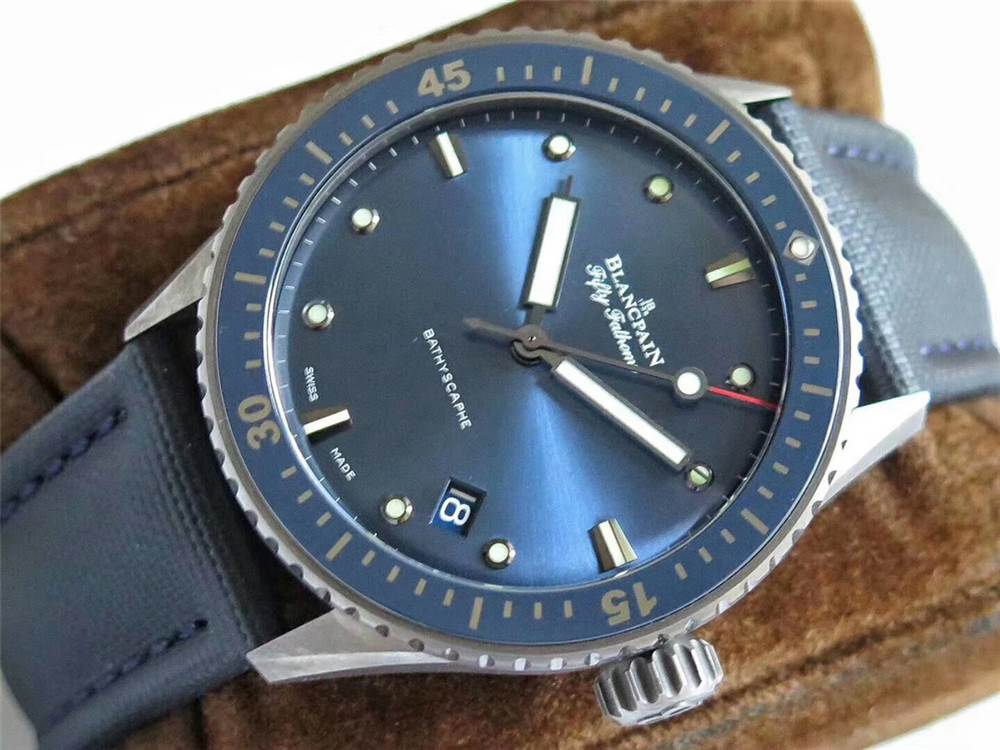 ZF廠寶珀五十噚陶瓷藍盤5000-0240-O52A復刻表做工怎么樣-復刻表