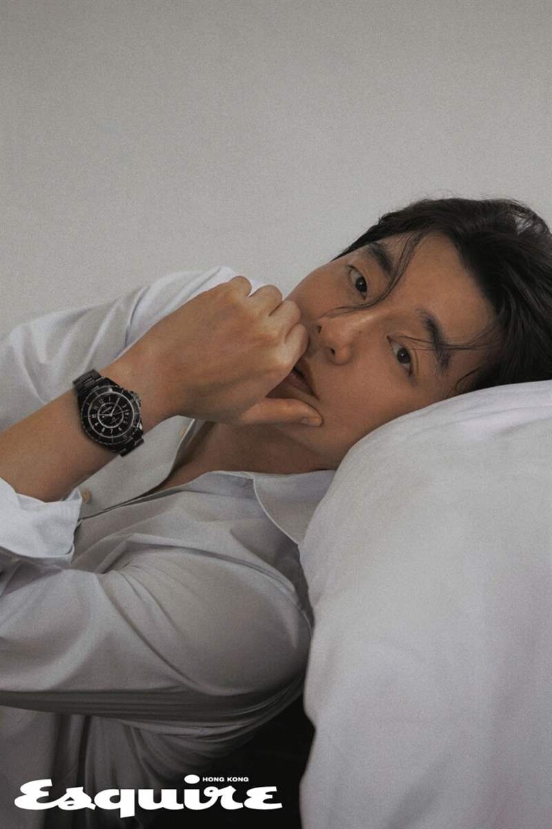 孔劉演繹CHANEL J12腕表｜以不變去求變-復刻表