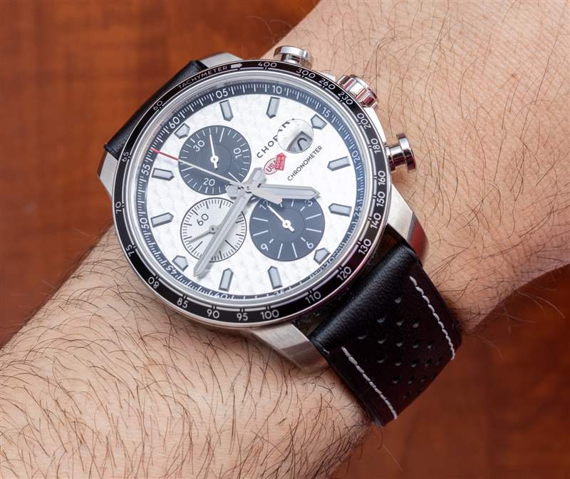 駕駛California Mille 復(fù)古跑車?yán)惖囊惶欤宕魇挵钔蟊?復(fù)刻表