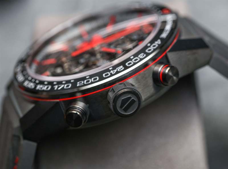泰格豪雅 Carrera Heuer 01 Manchester United Red Devil 手表上手-復刻表