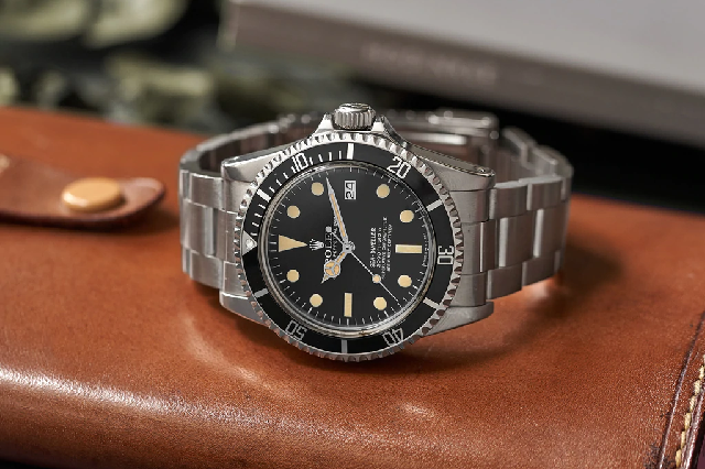 看電影《阿爾戈》中本阿弗萊克的勞力士有些不太對勁-復刻表