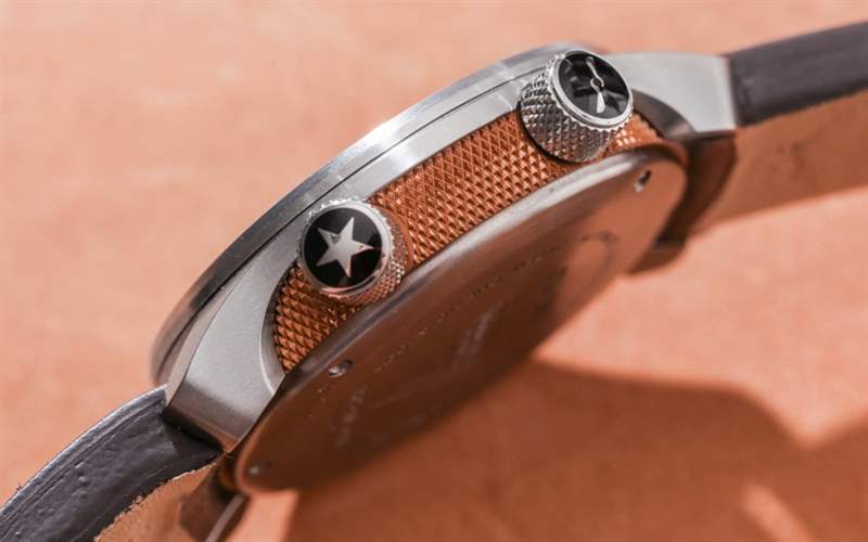 Bremont U2/T 限量版腕表評測-復刻表