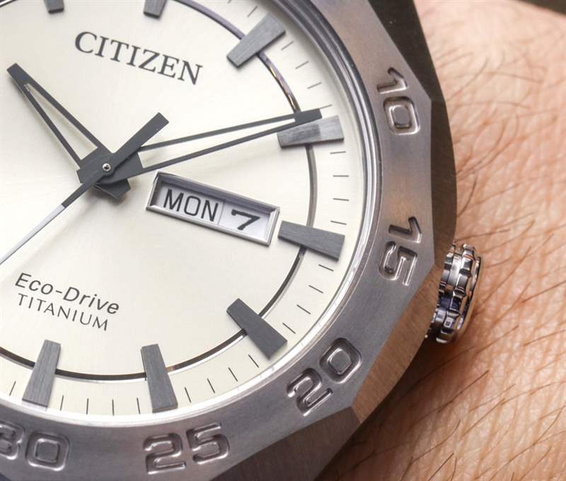 公民生態驅動超級鈦AW0060手表評論-復刻表