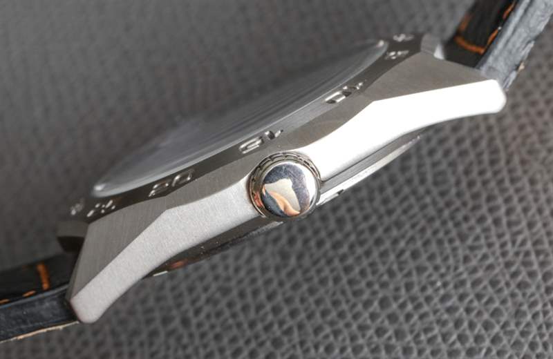 公民生態驅動超級鈦AW0060手表評論-復刻表