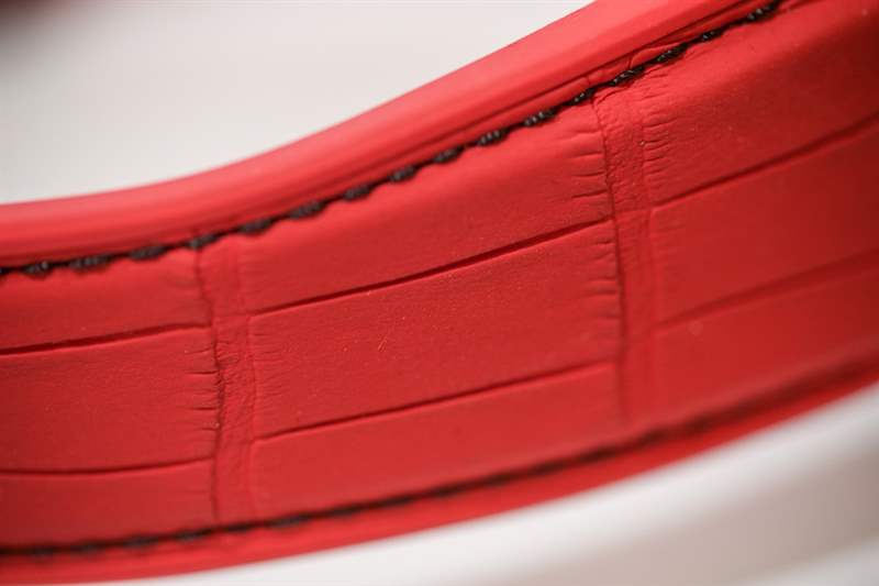 泰格豪雅 Carrera Heuer 01 Manchester United Red Devil 手表上手-復刻表