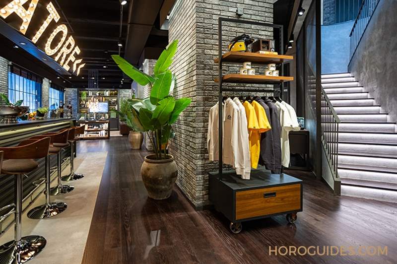 百年靈Top Time Deus強勢回歸，詮釋現代游人文化-復刻表