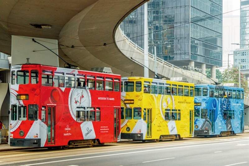 最有圣誕氣氛的腕表：Swatch Golden Merry-復(fù)刻表