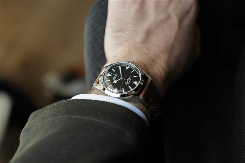 親身體驗(yàn)Nivada Grenchen 在 Instagram上眾包的Explorer手表-復(fù)刻表