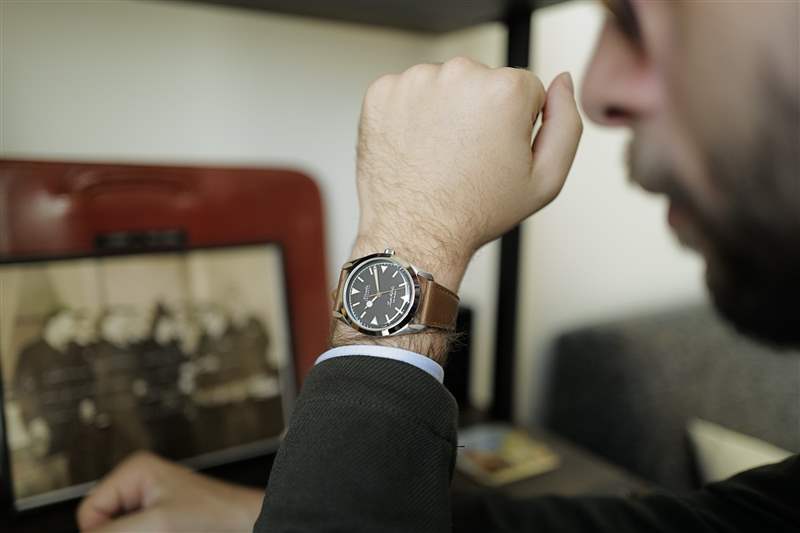 親身體驗(yàn)Nivada Grenchen 在 Instagram上眾包的Explorer手表-復(fù)刻表