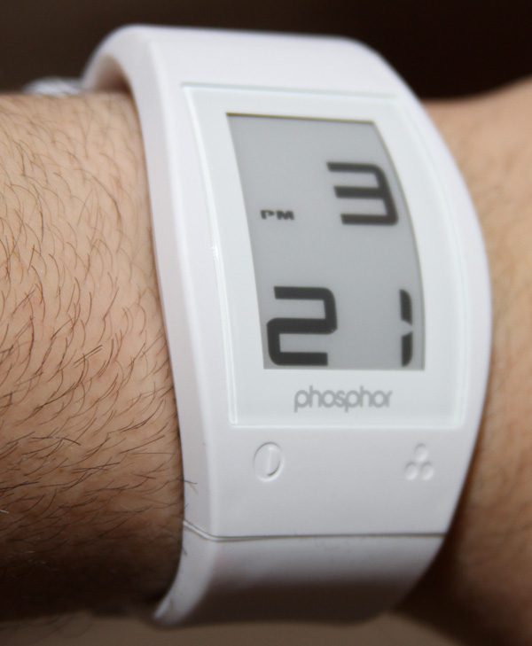 熒光粉世界時間運動電子墨水手表評論-復(fù)刻表