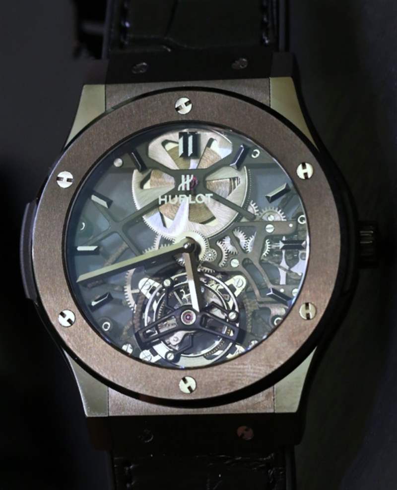 宇舶(Hublot)經(jīng)典融合鏤空陀飛輪45毫米手表動(dòng)手實(shí)踐-復(fù)刻表