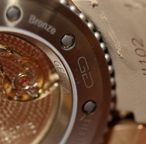 寶格麗GG Gefica Hunter GMT月相腕表評論-復(fù)刻表