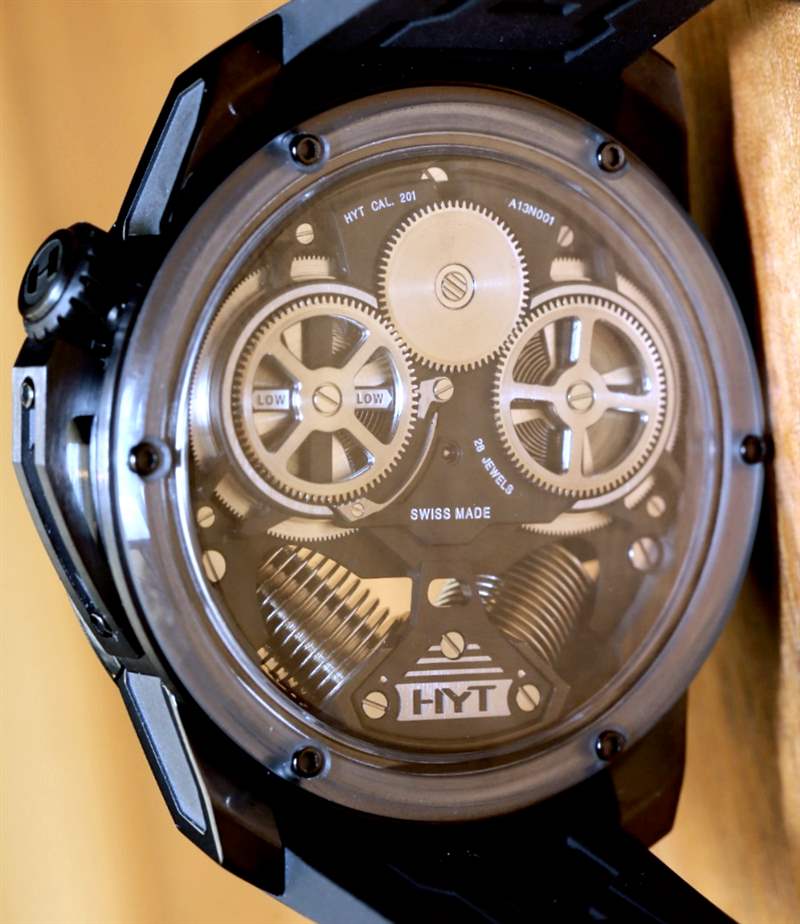 HYT H2手表動(dòng)手實(shí)踐:液冷腕式發(fā)動(dòng)機(jī)-復(fù)刻表