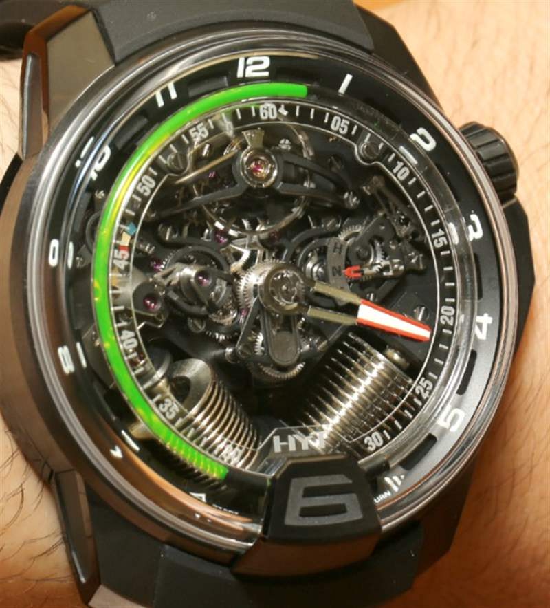 HYT H2手表動(dòng)手實(shí)踐:液冷腕式發(fā)動(dòng)機(jī)-復(fù)刻表