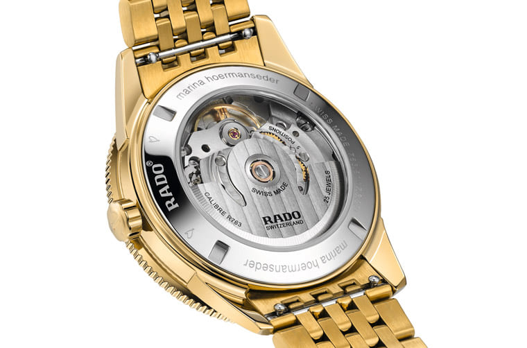 雷達(dá)表與好萊塢設(shè)計(jì)師聯(lián)手打造庫(kù)克船長(zhǎng)心跳聯(lián)名表-復(fù)刻表