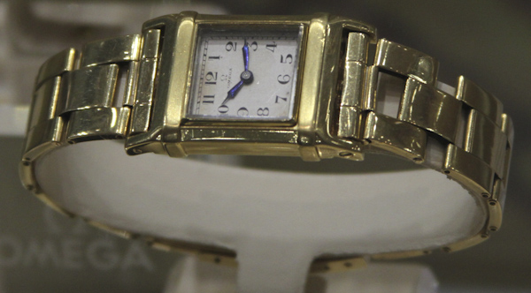 收集復古歐米茄手表-復刻表