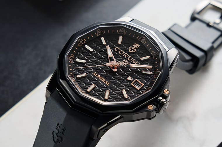 昆侖表海軍上將全黑造型大三針全面鎖定男女性客群-復刻表