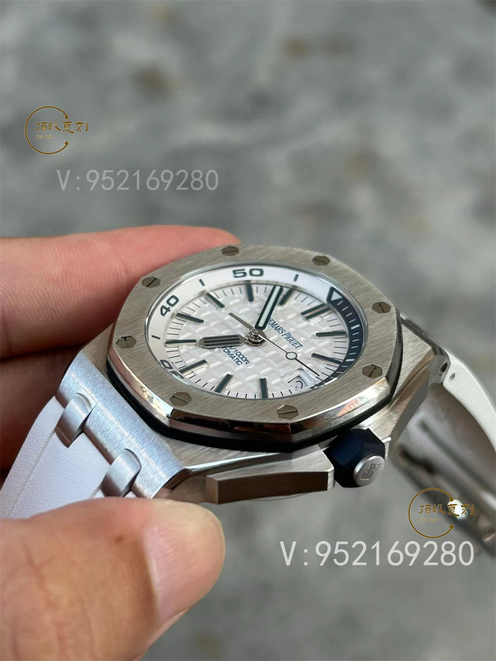 APS廠愛彼AP15710新配色綠/白盤一體機做工怎么樣-復刻表