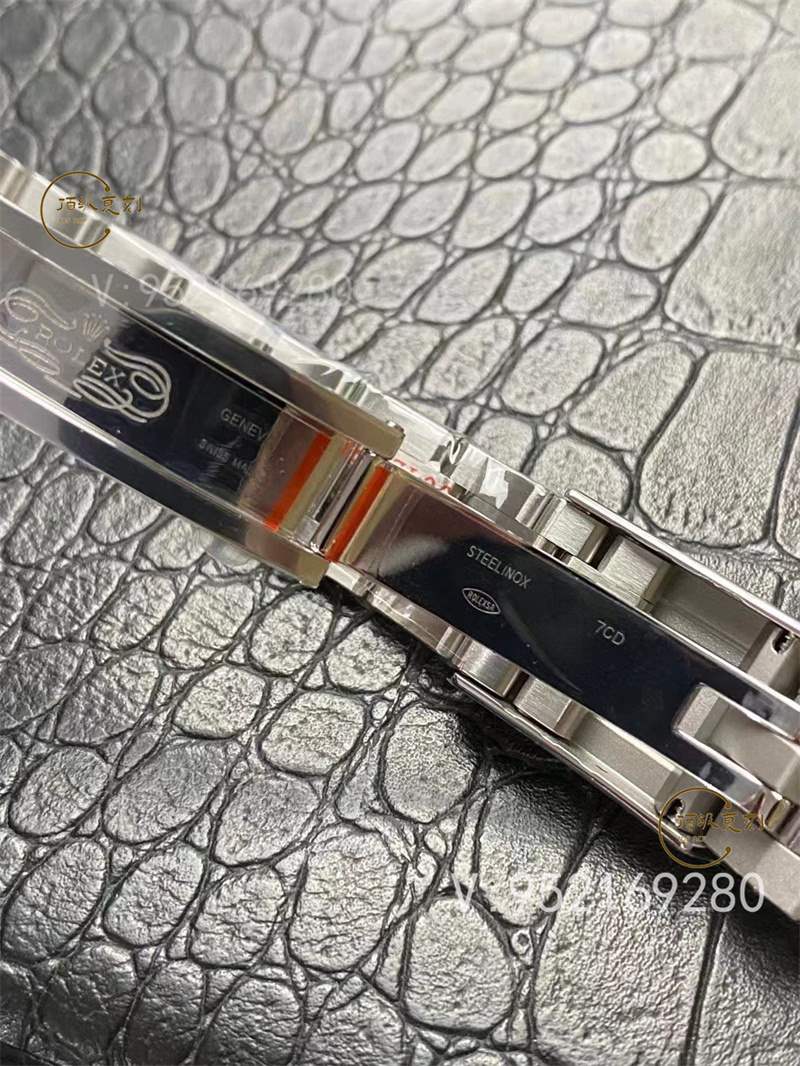 C廠Clean廠白熊貓迪細(xì)節(jié)怎么樣,C廠勞力士熊貓迪4130機(jī)芯穩(wěn)定嗎-復(fù)刻表