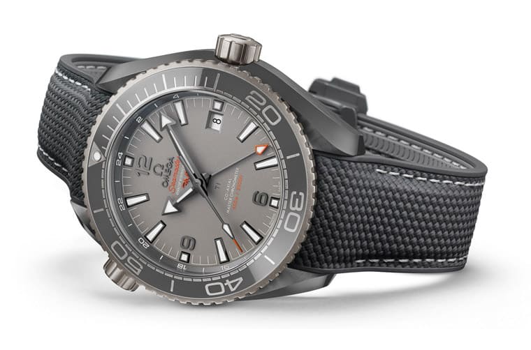 歐米茄Planet Ocean潛水表出灰色陶瓷版本新成分比鋯陶瓷輕兩倍-復(fù)刻表