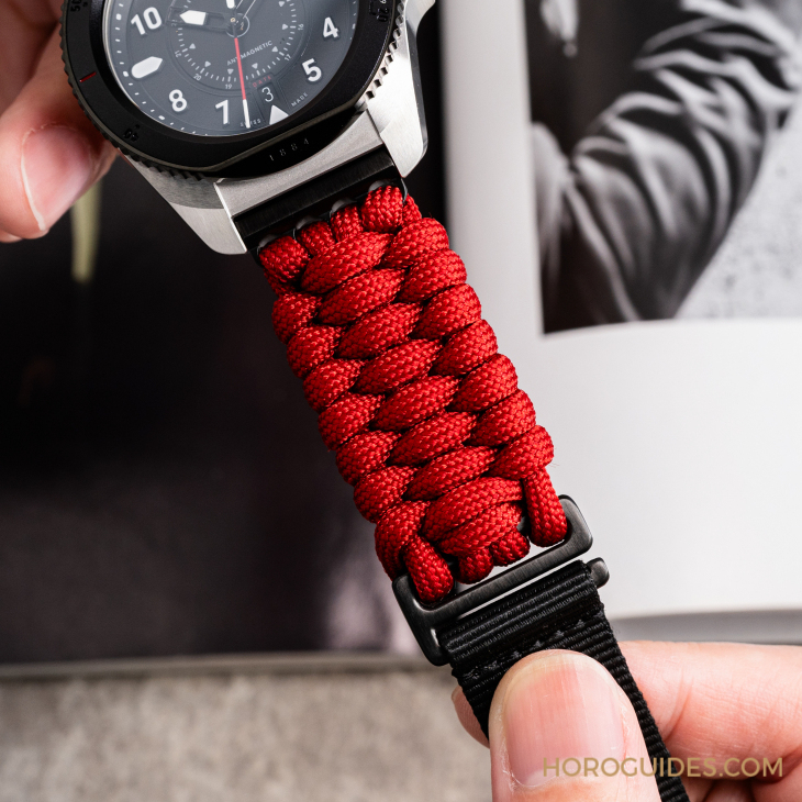 配備編織傘繩帶 最潮限量款也是超級工具表-復(fù)刻表