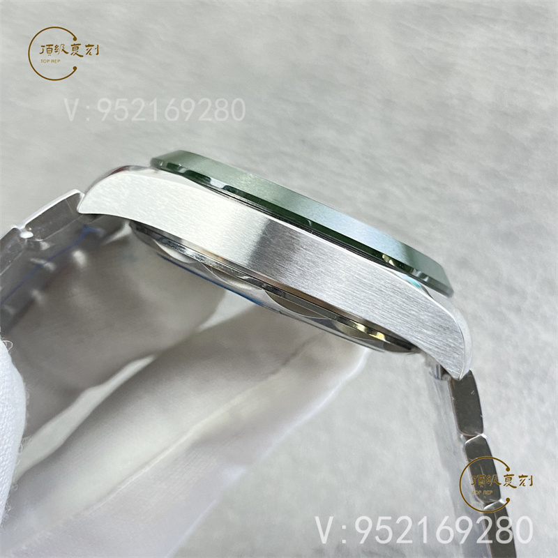 VS廠歐米茄海馬150m系列墨綠世界時復刻表:深度測評與細節(jié)解析-復刻表